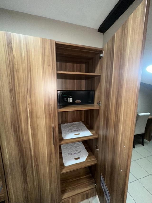Jp Motel Mali Pariz Бор Экстерьер фото